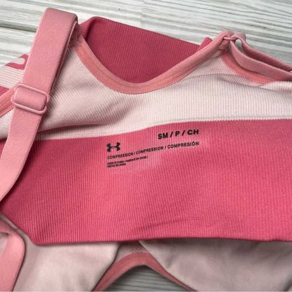 Under armour pink compression sports bra size small - Picture 11 of 11